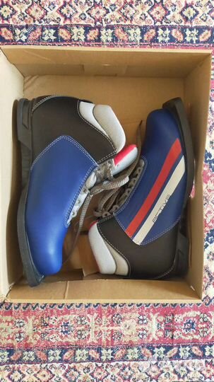 Беговые лыжи