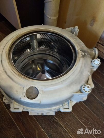 Бак стиральной машины indesit 5 кг. Iwsb5105