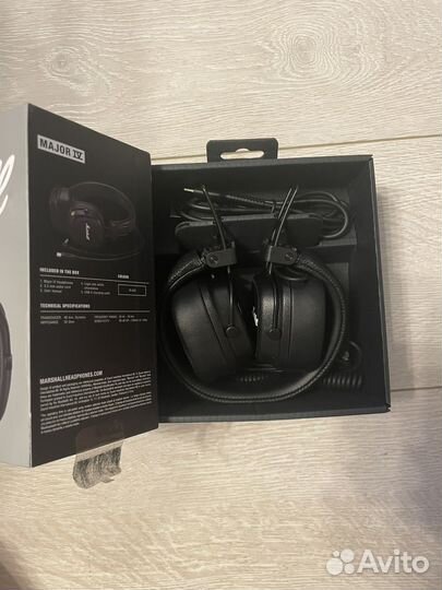 Беспроводные наушники marshall major 4