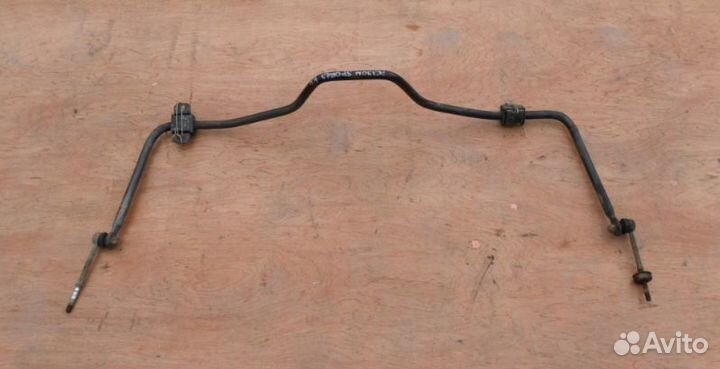Стабилизатор задний 4571009500 б.у