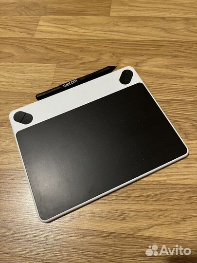 Графический планшет wacom intuos