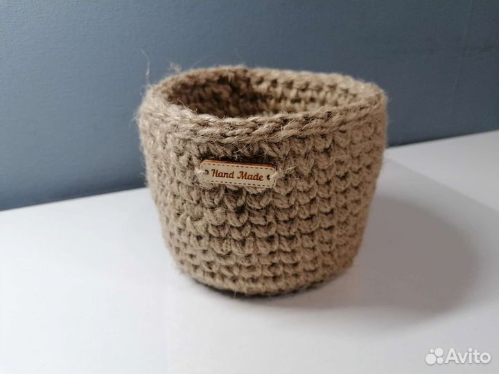 Корзина вязаная из джута