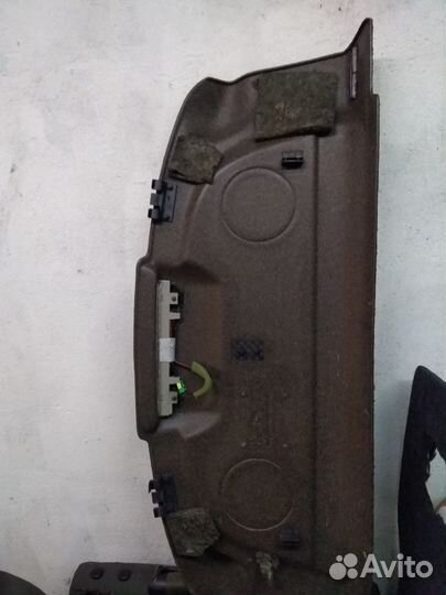 Полка багажника Peugeot 206 седан