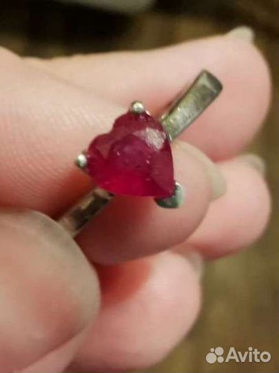 Колечко с рубином, 17,5