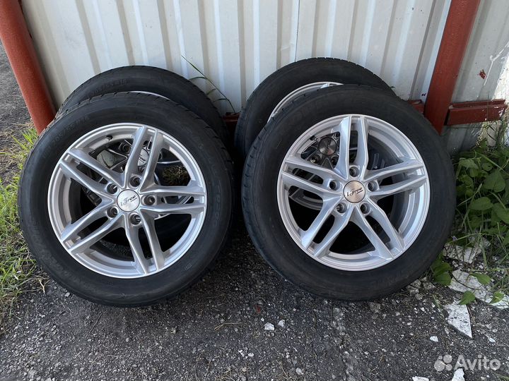 R16 Bridgestone Ecopia EP200 205/55, PCD 5x114.3 DIA 67.1