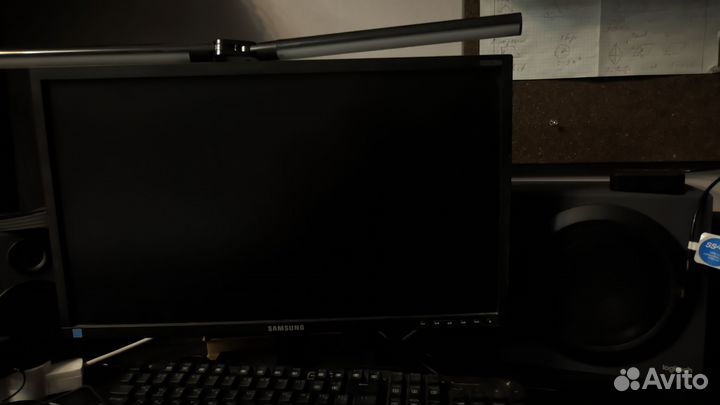 Монитор Samsung S22C200