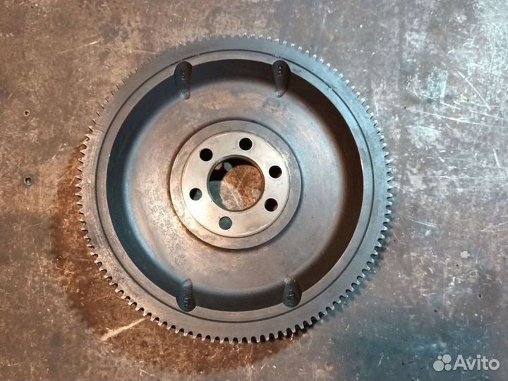 Маховик Volkswagen Polo Golf III Vento