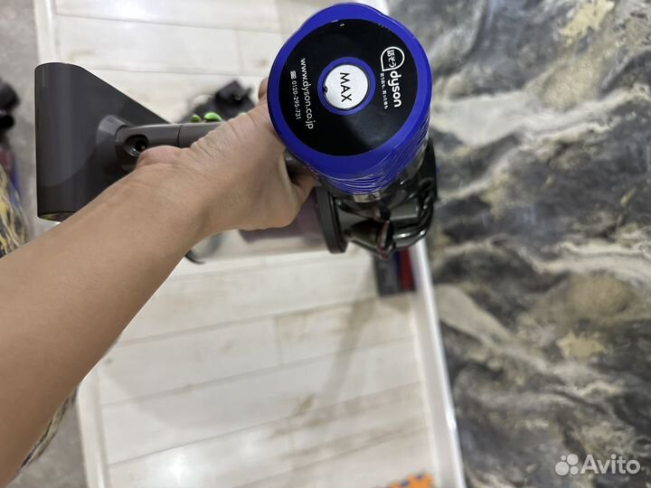Пылесос dyson v6