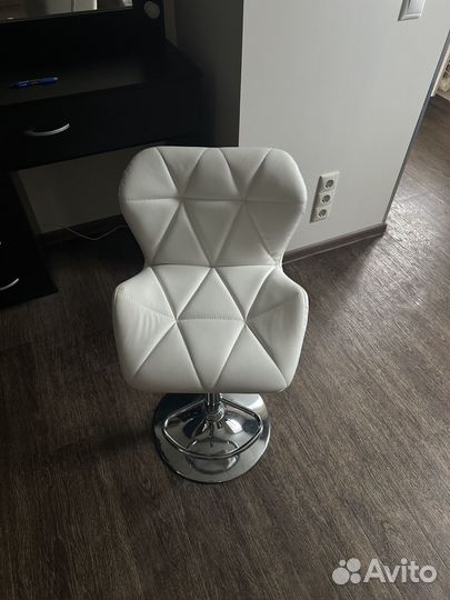 Барный стул