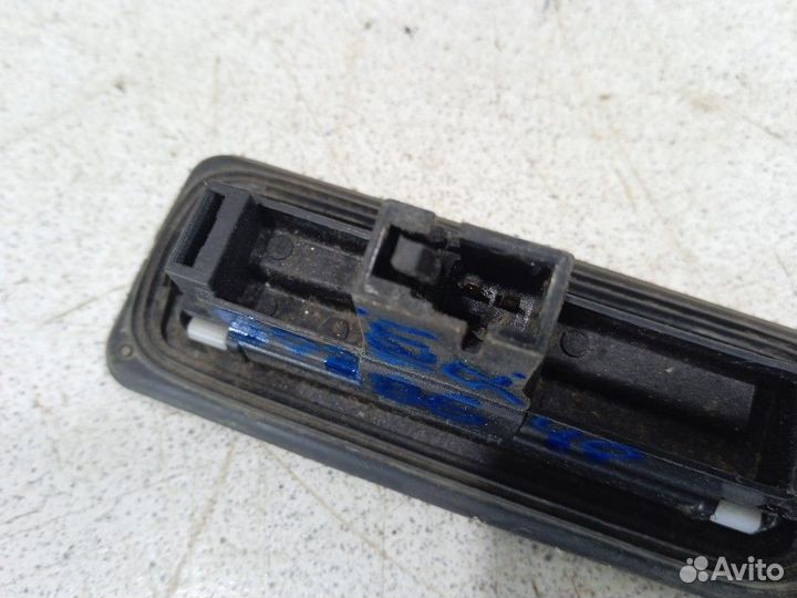 Кнопка Шкода Fabia 2 5J