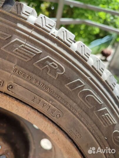 Dunlop SP Winter Ice 01 195/60 R15