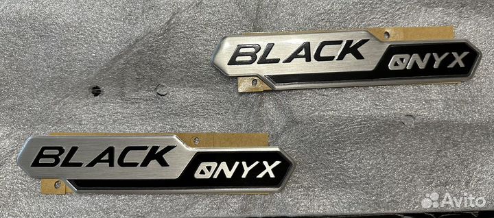 Бейдж, эмблема Black Onyx