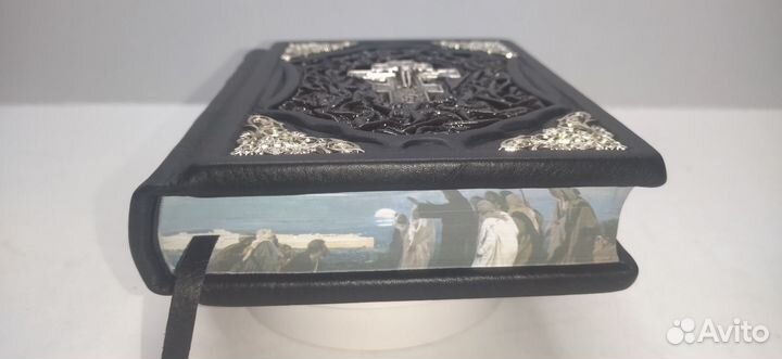 Святое Евангелие крупный шрифт