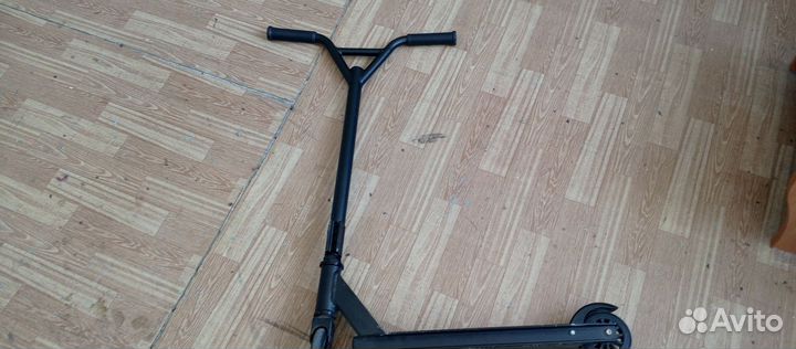 Трюковой самокат детский safari proff