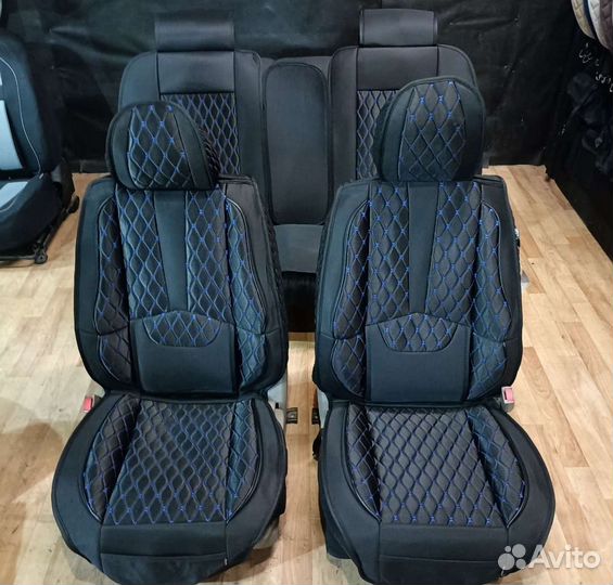 Автомобильные чехлы универсальный комплект