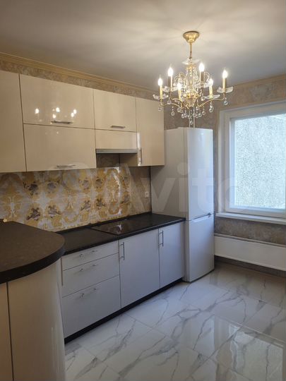 3-к. квартира, 68 м², 2/10 эт.