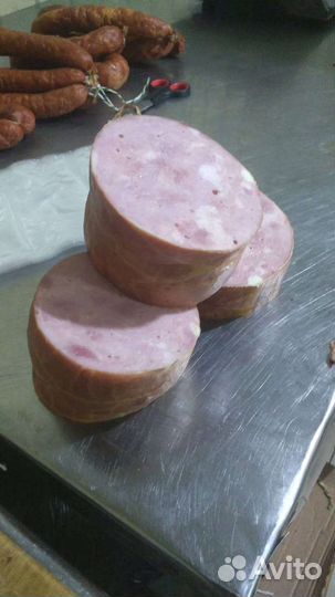 Изготавливаем колбасу и мясные деликатесы