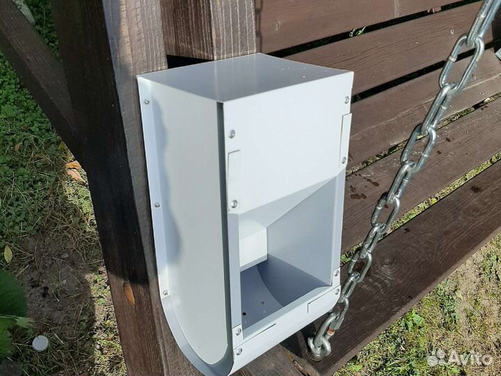 Кормушки для кроликов бункерные