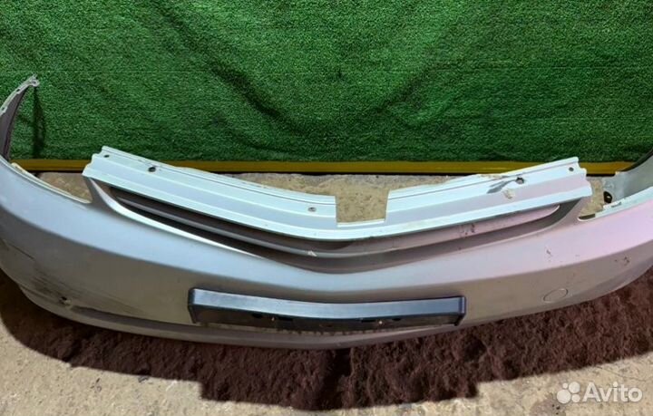 Бампер передний Toyota Prius 1500 2007
