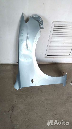 Крыло Мазда 3