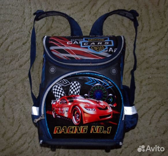 Ранец школьный новый, 2 шт