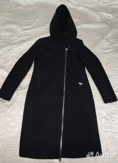 Пальто женское демисезонное 42