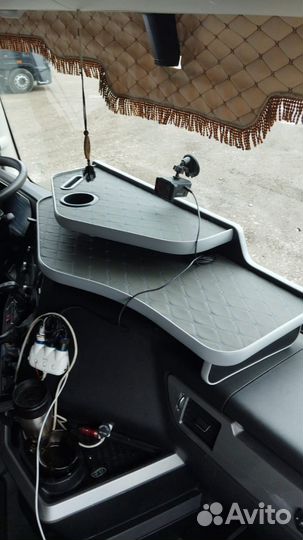 Полка столик на фав FAW J7 JH6