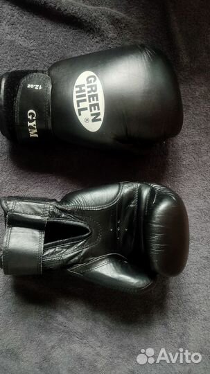 Боксерские перчатки