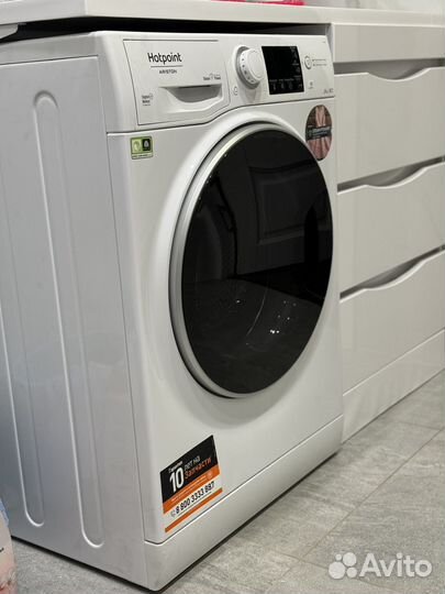 Стиральная машина Hotpoint Ariston