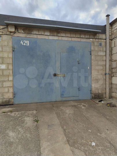 Гараж, > 30 м²