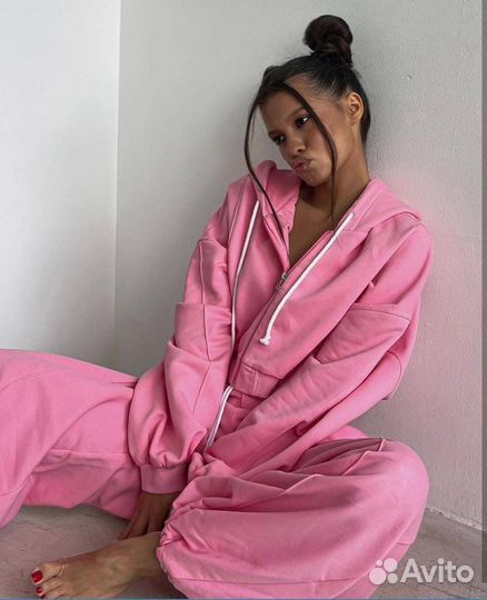 Спортивный костюм