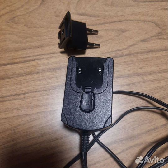 Блок питания BlakBerry и Motorola