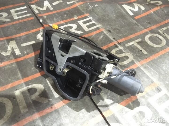 Замок двери задний правый Bmw 7-Series E65 N62B36A