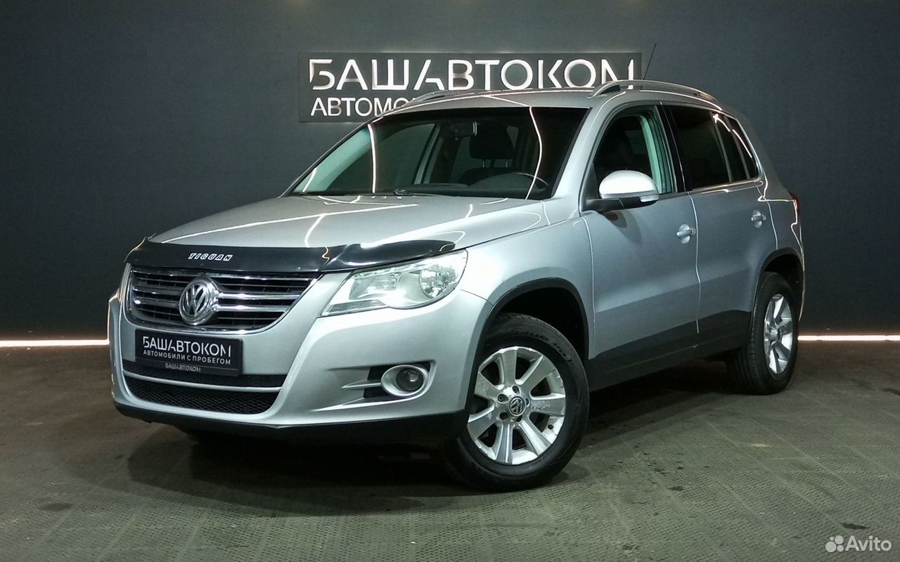 Volkswagen Tiguan 2.0 AT, 2011, 224 105 км