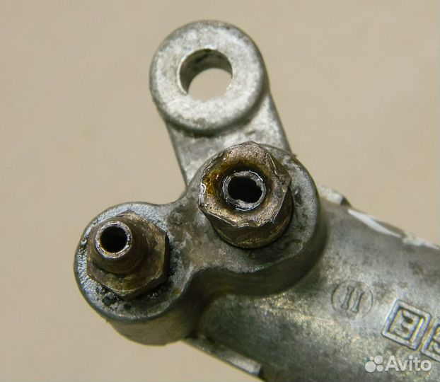 Цилиндр сцепления рабочий Audi 80 B3