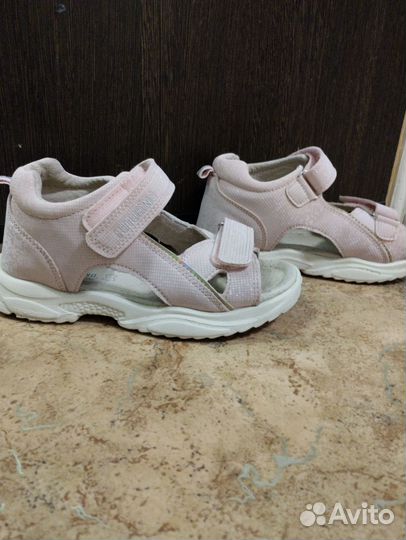 Босоножки для девочки