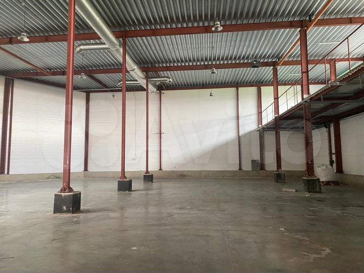 Склад, 1500 м²