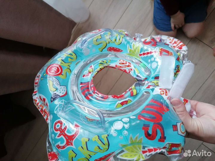 Круг на шею для купания