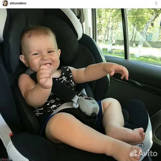 Детское автокресло Carmate Swing Moon 9-25