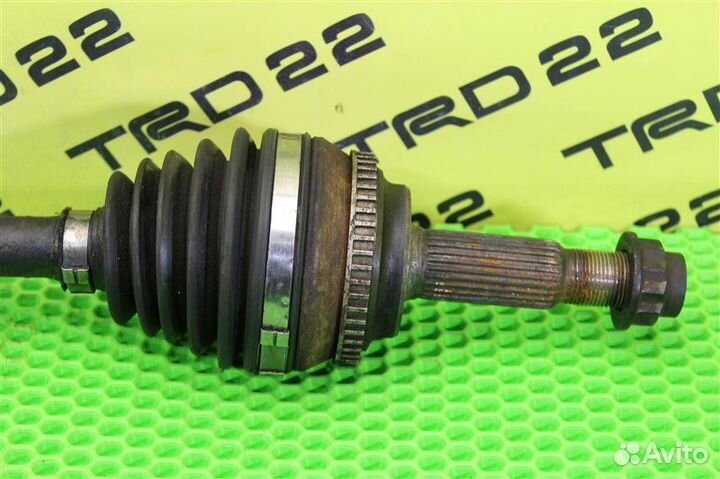 Привод передний правый Toyota Avensis ST220 3S-FE