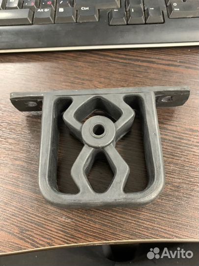 Крепление глушителя Bmw 5 Series E39