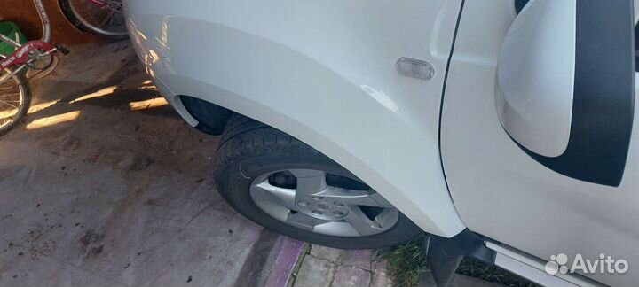 Накладки арок Дастер