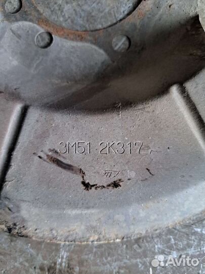 Щит опорный задний Mazda 3