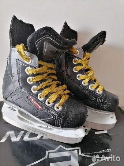 Хоккейные коньки