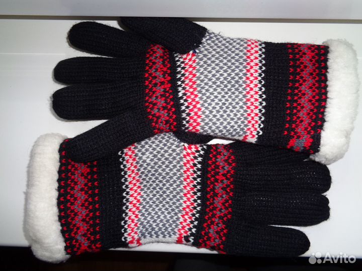 Перчатки женские вязанные двойные новые