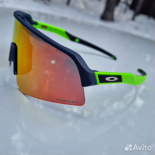 Горнолыжные очки oakley