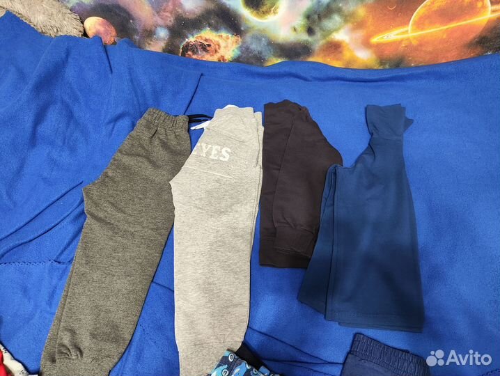 Продам детские вещи
