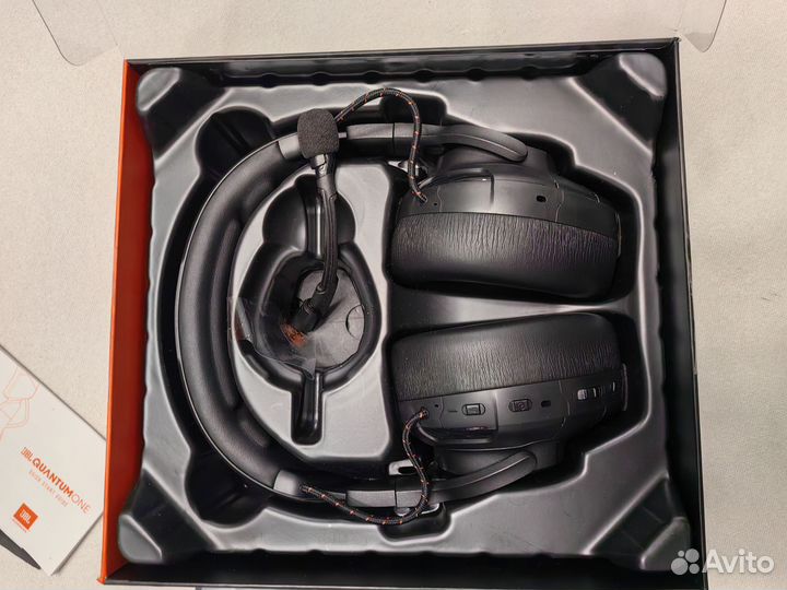 Компьютерная гарнитура JBL Quantum ONE