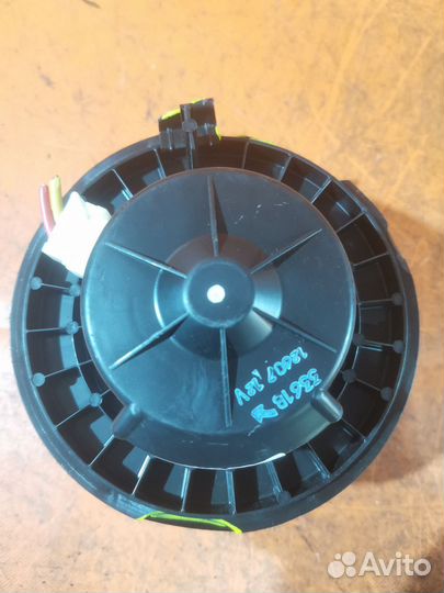 Моторчик печки Nissan Note E11