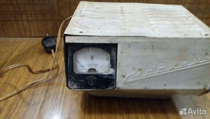 Стабилизатор напряжения